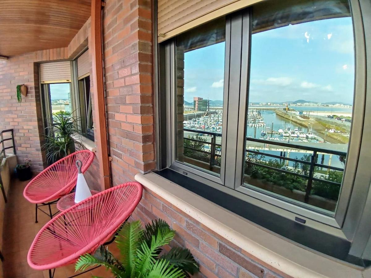 Laredo Ocean Port Apartment Bagian luar foto