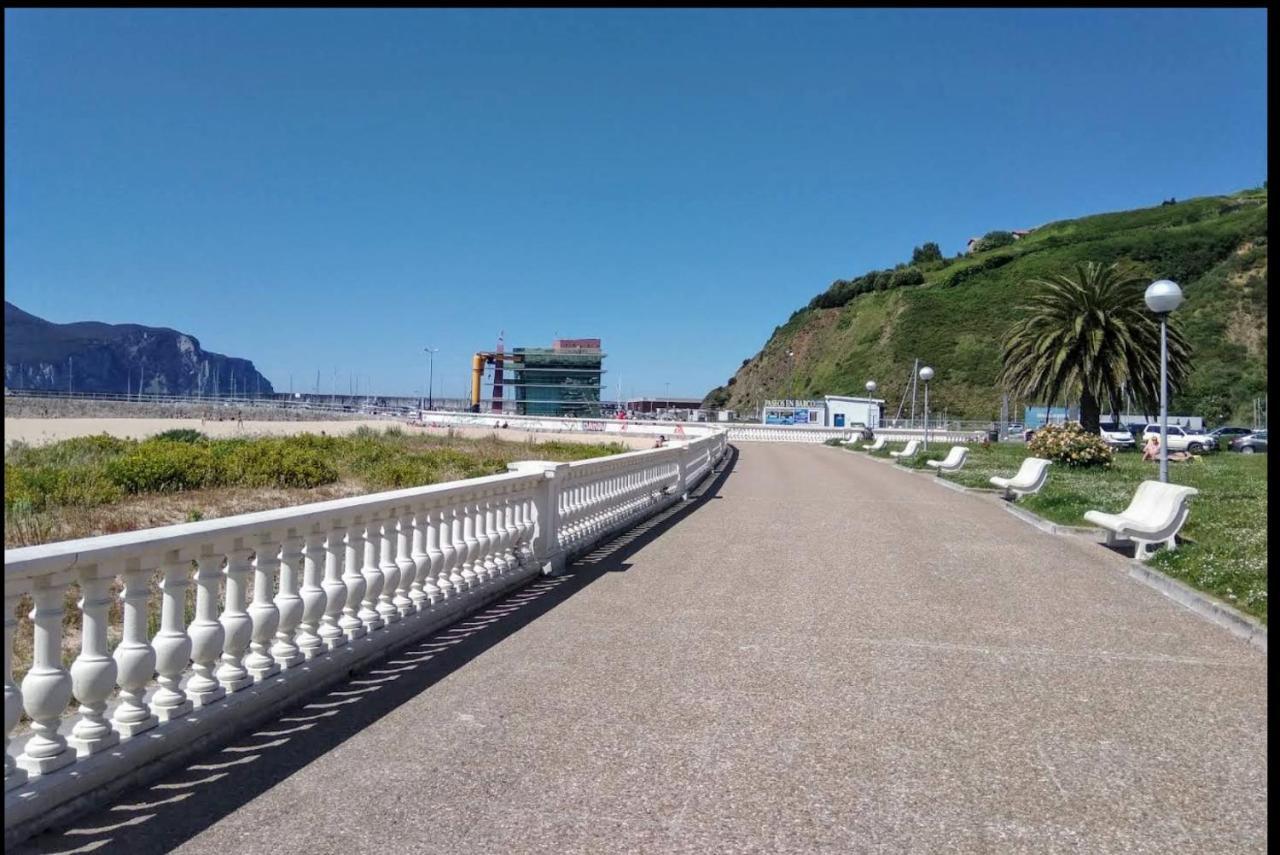 Laredo Ocean Port Apartment Bagian luar foto